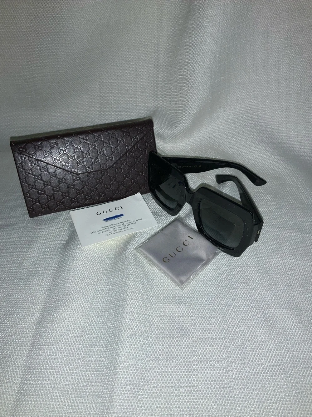 Gucci Women's Sunglasses. GG0053SN 54[]25 140 M. Italy. Information included - Picture 3 of 9